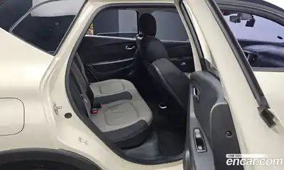 Renault QM3 2014 1.5 Автомат в Москве № 937545, миниатюра 12