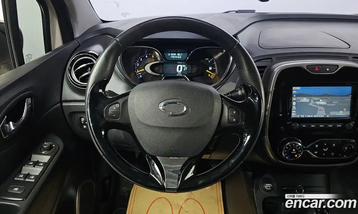 Renault QM3 2014 1.5 Автомат в Москве № 937545, фото 15