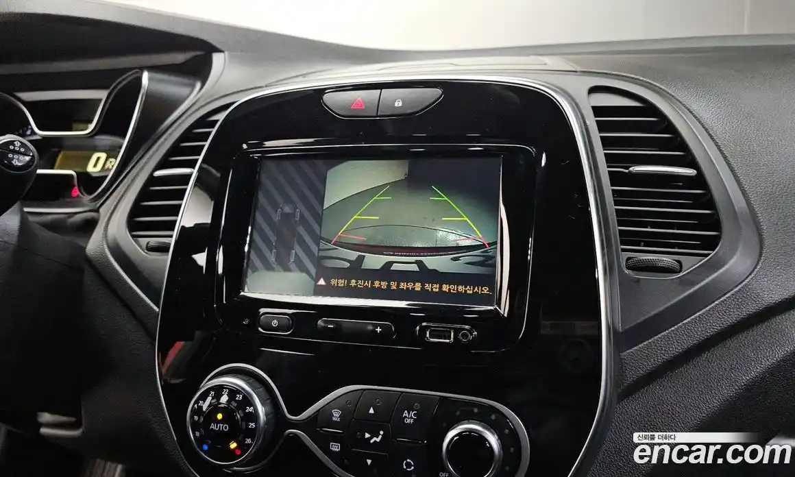 Renault QM3 2019 1.5 гидро в Москве № 937580, фото 16