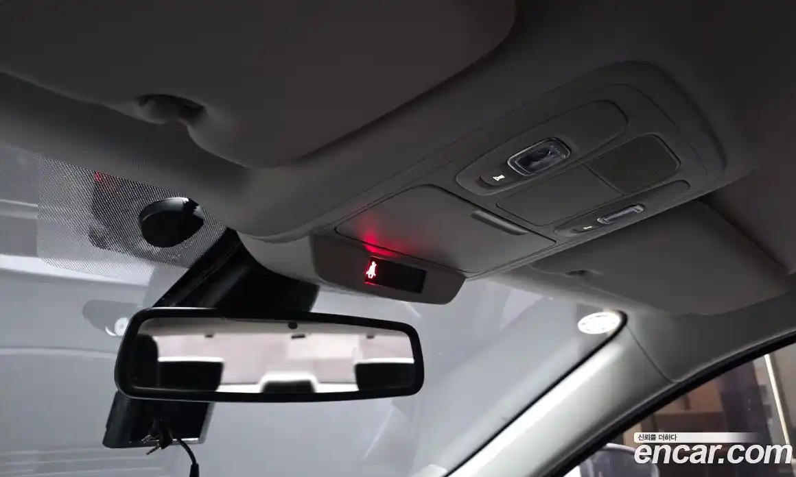 Renault SM6 2016 1.6 Автомат в Москве № 937595, фото 17