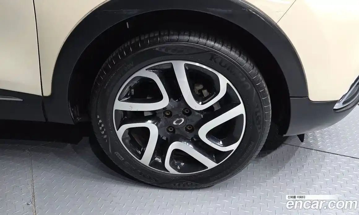 Renault QM3 2015 1.5 Автомат в Москве № 937754, фото 5