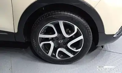 Renault QM3 2015 1.5 Автомат в Москве № 937754, миниатюра 5