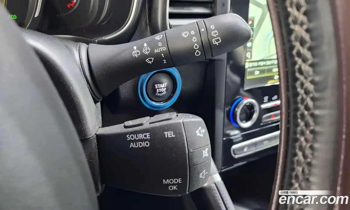 Renault QM6 2018 2.0 гидро в Москве № 937913, фото 18
