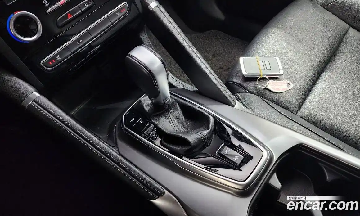 Renault QM6 2018 2.0 гидро в Москве № 937913, фото 9