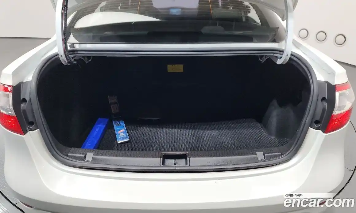 Renault SM3 2014 1.6 гидро в Москве № 937933, фото 20