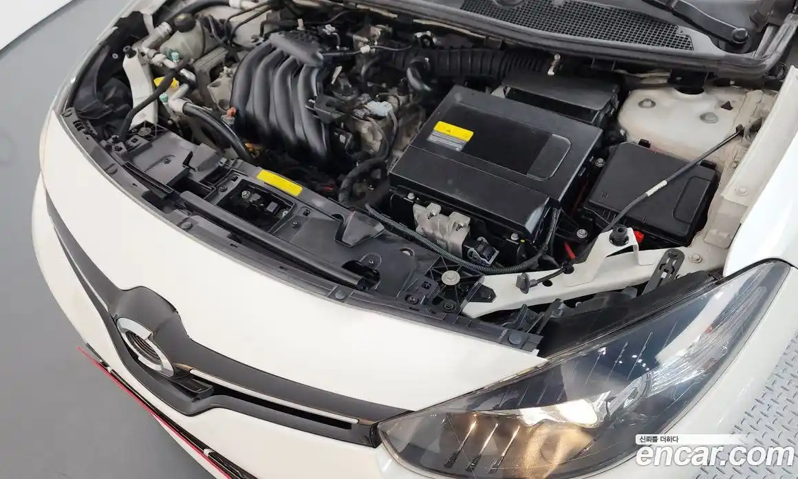 Renault SM3 2014 1.6 гидро в Москве № 937933, фото 6