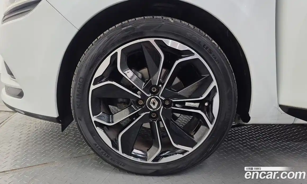 Renault Cilo 2019 1.5 Автомат в Москве № 937997, фото 5