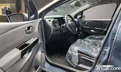 Renault QM3 2016 1.5 Автомат в Москве № 938095, миниатюра 11