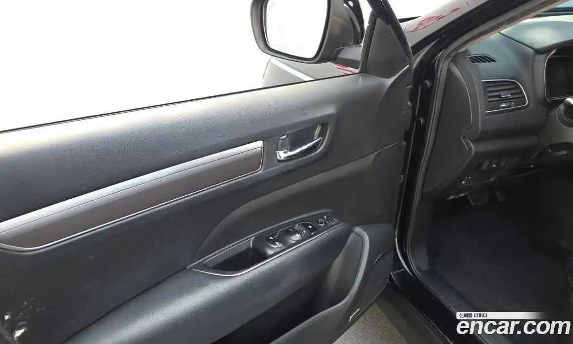 Renault QM6 2018 2.0 Автомат в Москве № 938353, фото 14