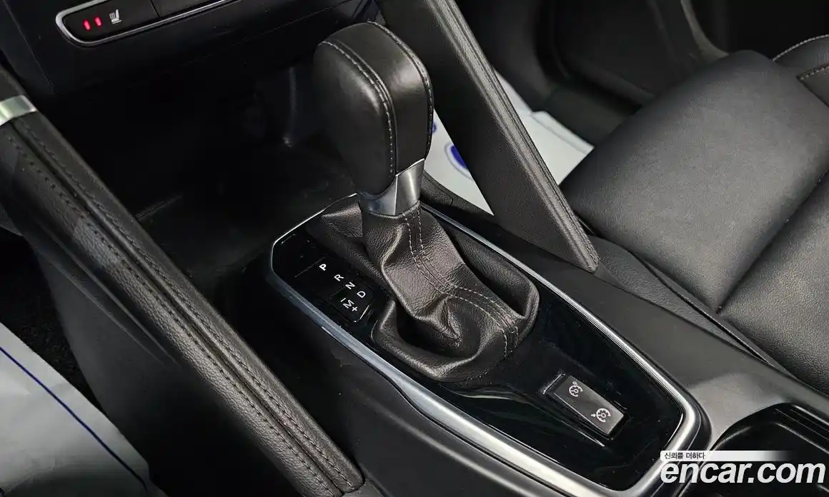 Renault QM6 2017 2.0 гидро в Москве № 106337, фото 9