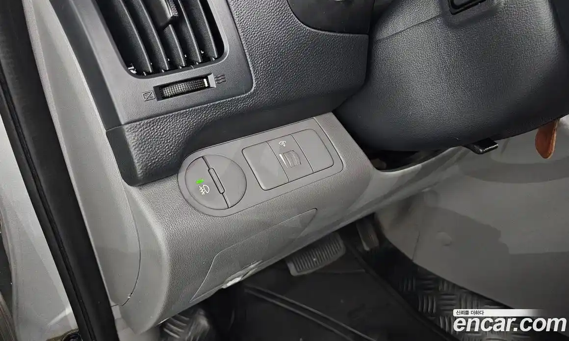 Hyundai Starex 2008 2.5 гидро в Москве № 112850, фото 18