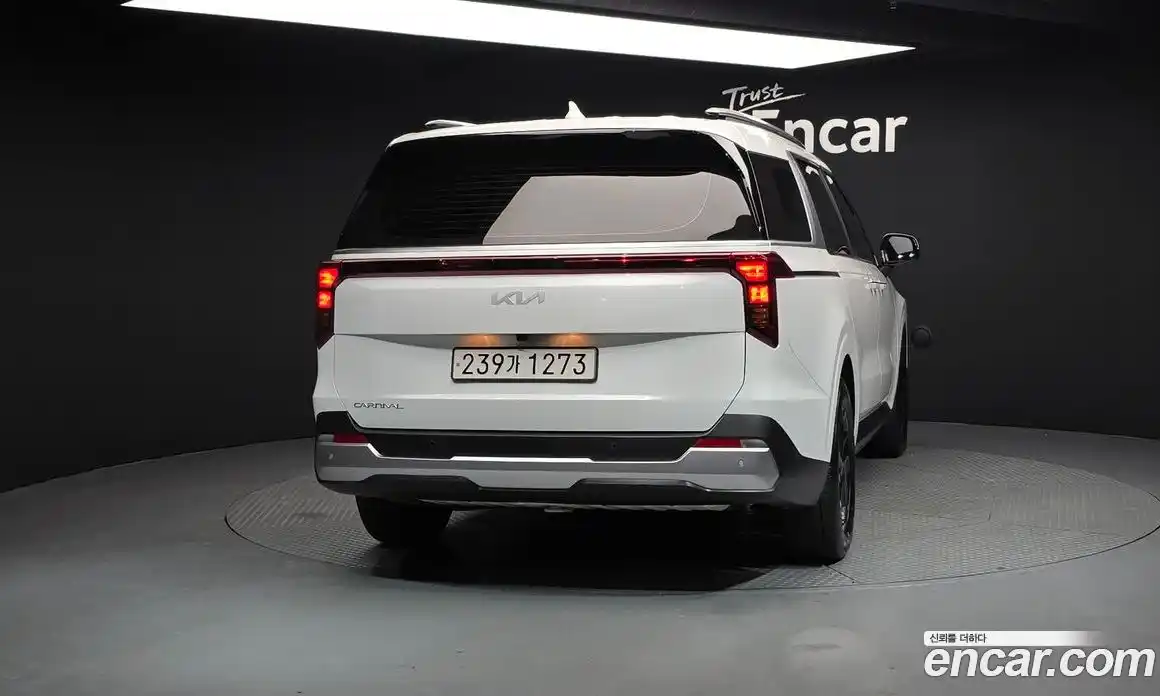 Kia Canival 2024 2.2 гидро в Москве № 14348, фото 4