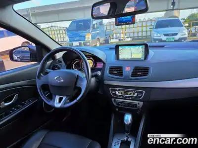 Renault SM3 2018 1.6 гидро в Москве № 181663, миниатюра 11