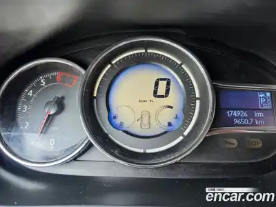 Renault SM3 2013 1.6 гидро в Москве № 186523, миниатюра 12