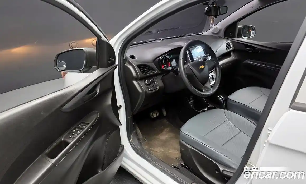 Chevrolet Spark 2016 1.0 гидро в Москве № 314669, фото 11