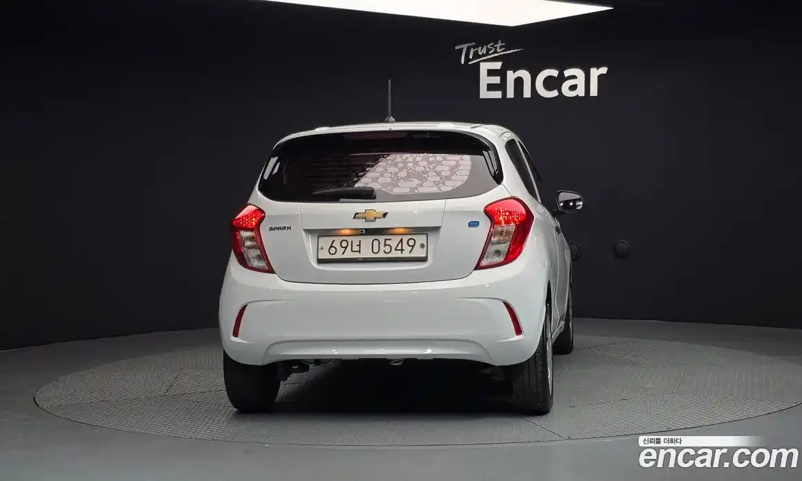 Chevrolet Spark 2016 1.0 гидро в Москве № 314669, фото 4