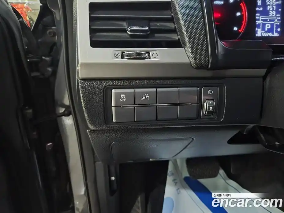 SsangYong Rexton 2018 2.2 Автомат в Москве № 857166, фото 15