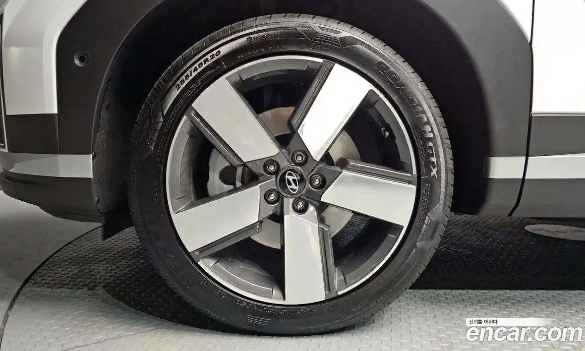 Hyundai Santa Fe 2025 2.5 Автомат в Москве № 926132, фото 5