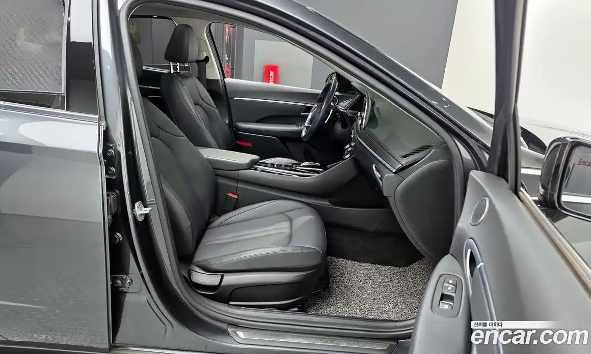 Hyundai Sonata 2019 2.0 гидро в Москве № 926468, фото 11