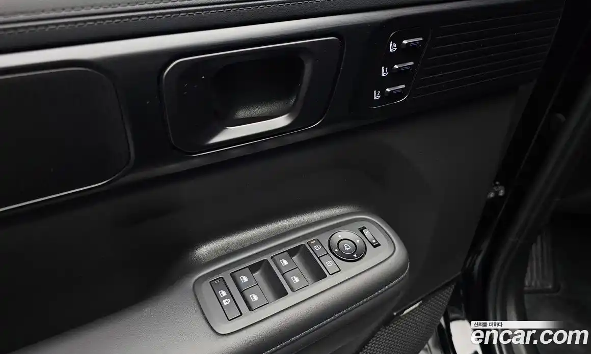 Hyundai Santa Fe 2025 1.6 Автомат в Москве № 926698, фото 16