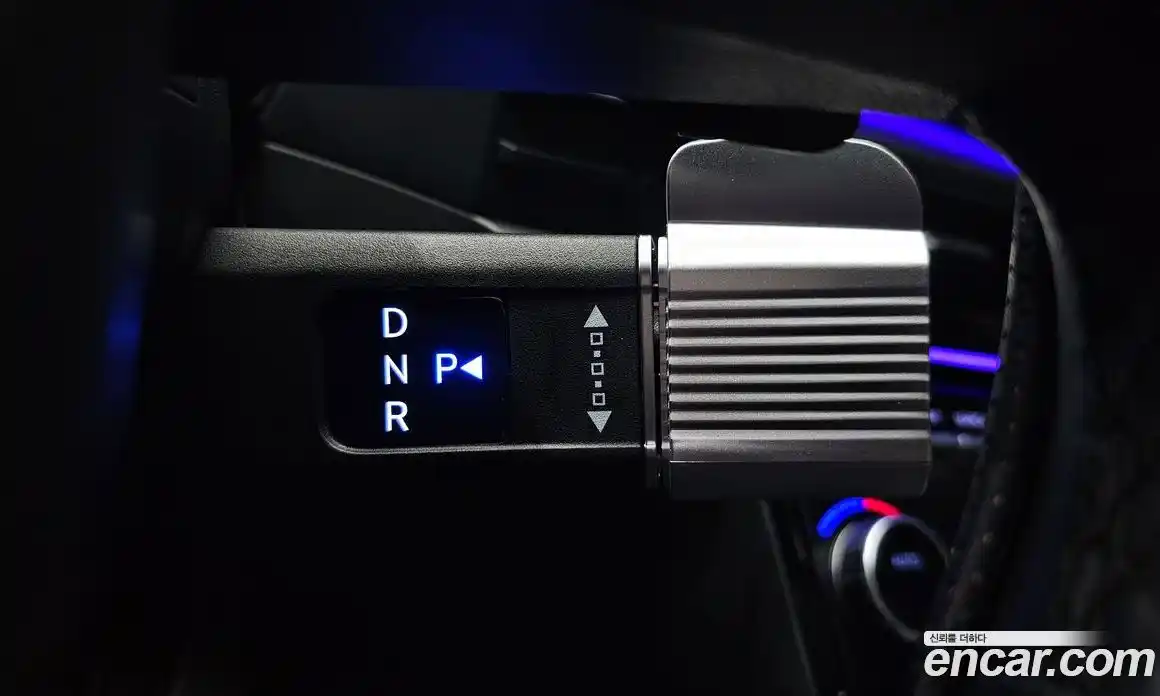 Hyundai Santa Fe 2025 1.6 Автомат в Москве № 926698, фото 9