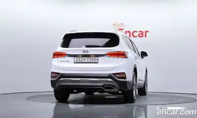 Hyundai Santa Fe 2019 2.0 Автомат в Москве № 926715, миниатюра 4