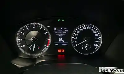 Hyundai Santa Fe 2019 2.0 Автомат в Москве № 926715, миниатюра 8