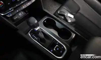 Hyundai Santa Fe 2019 2.0 Автомат в Москве № 926715, миниатюра 9