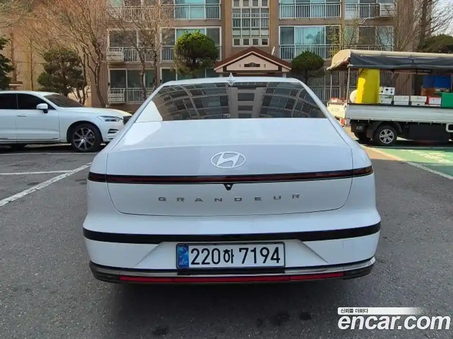 Hyundai Grandeur 2024 1.6 гидро в Москве № 926721, фото 4