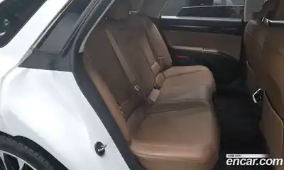 Hyundai Grandeur 2023 1.6 Автомат в Москве № 926853, миниатюра 11