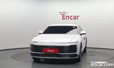 Hyundai Grandeur 2023 1.6 Автомат в Москве № 926853, миниатюра 3