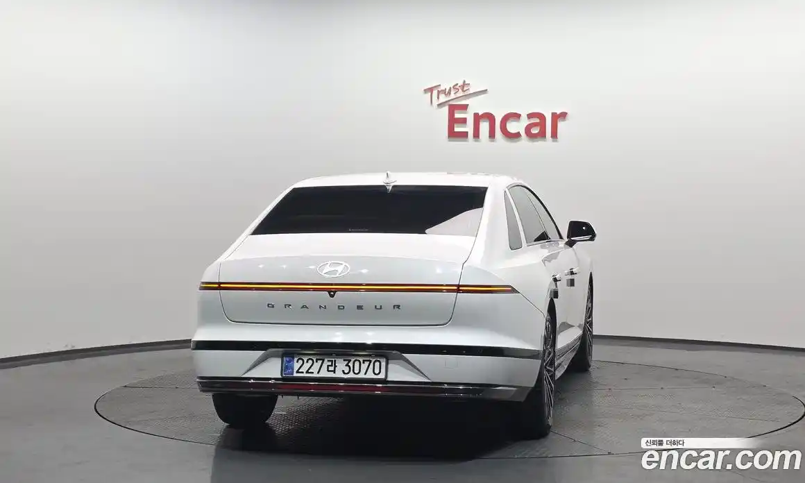 Hyundai Grandeur 2023 1.6 Автомат в Москве № 926853, фото 4