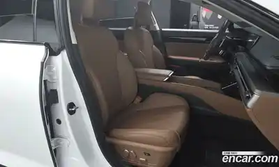 Hyundai Grandeur 2023 1.6 Автомат в Москве № 926853, миниатюра 10