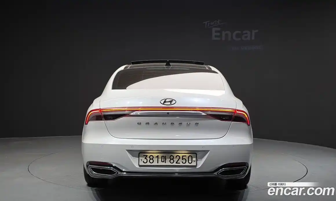 Hyundai Grandeur 2022 3.0 Автомат в Москве № 926889, фото 4