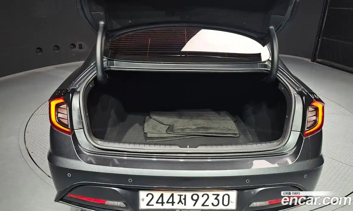 Hyundai Sonata 2020 2.0 Автомат в Москве № 927005, фото 20