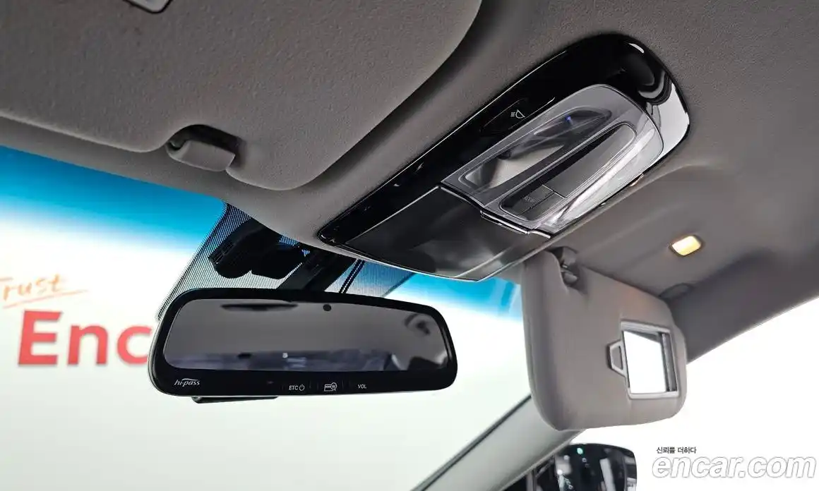 Hyundai Grandeur 2014 2.4 Автомат в Москве № 927048, фото 15