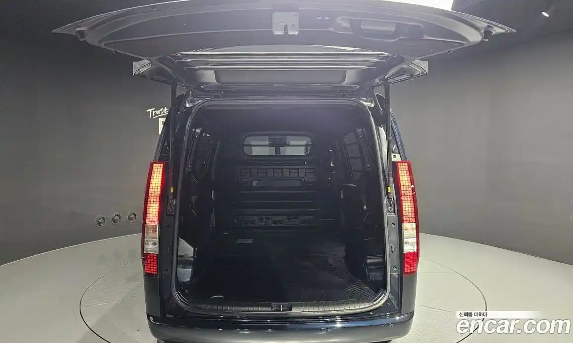 Hyundai Staria 2023 2.2 Автомат в Москве № 927068, фото 20