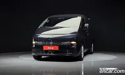 Hyundai Staria 2023 2.2 Автомат в Москве № 927068, миниатюра 3