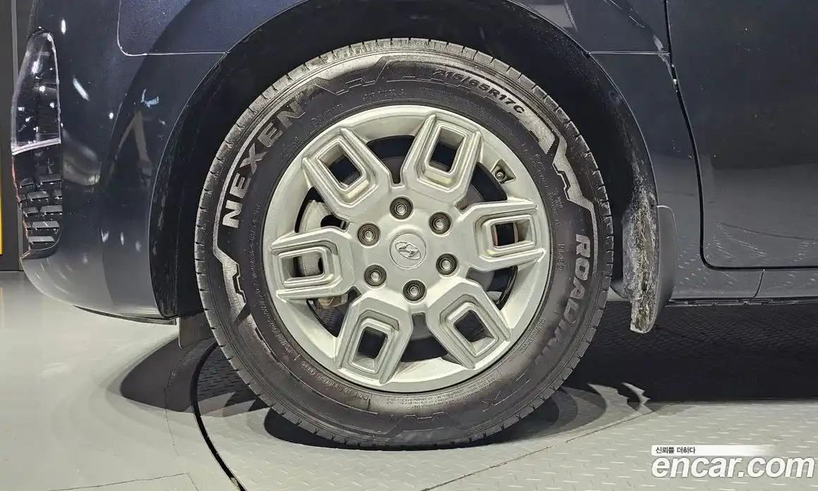 Hyundai Staria 2023 2.2 Автомат в Москве № 927068, фото 5