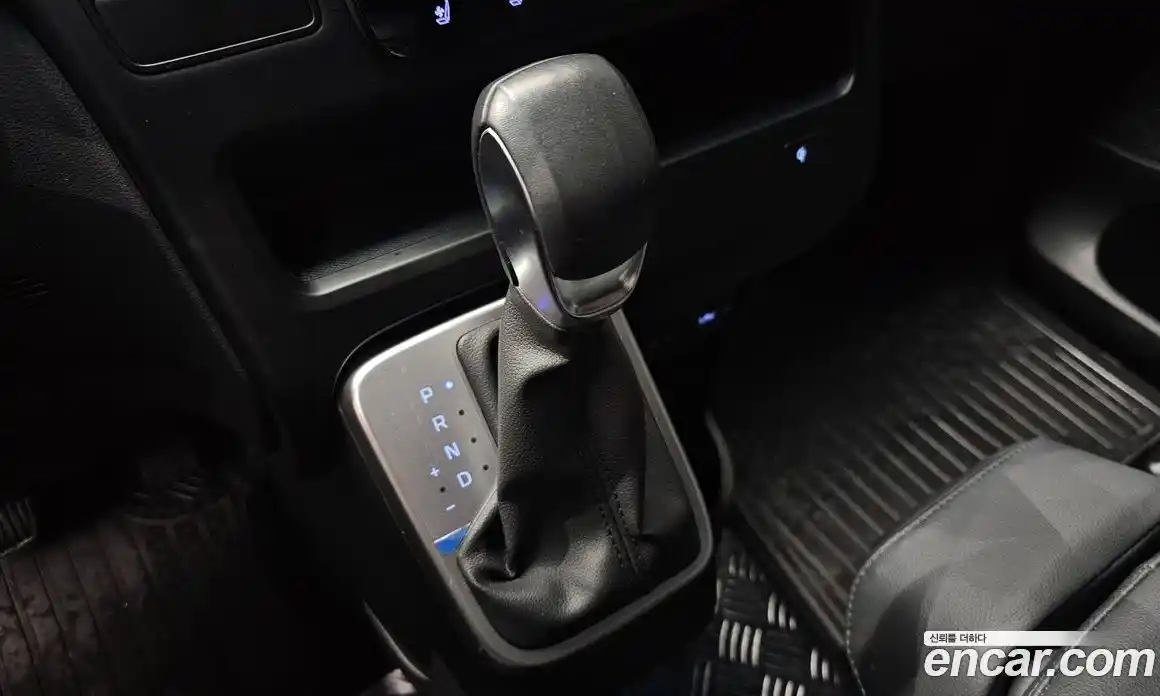 Hyundai Staria 2023 2.2 Автомат в Москве № 927068, фото 9