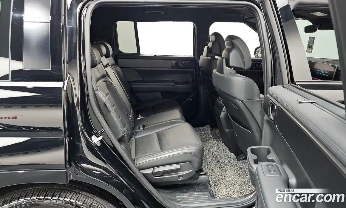 Hyundai Santa Fe 2023 2.5 Автомат в Москве № 927094, фото 12