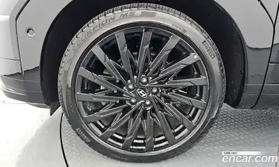 Hyundai Santa Fe 2023 2.5 Автомат в Москве № 927094, миниатюра 5