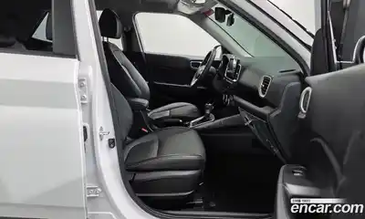 Hyundai Venue 2019 1.6 Автомат в Москве № 927290, миниатюра 9