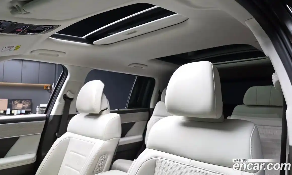 Hyundai Santa Fe 2024 2.5 Автомат в Москве № 927358, фото 18