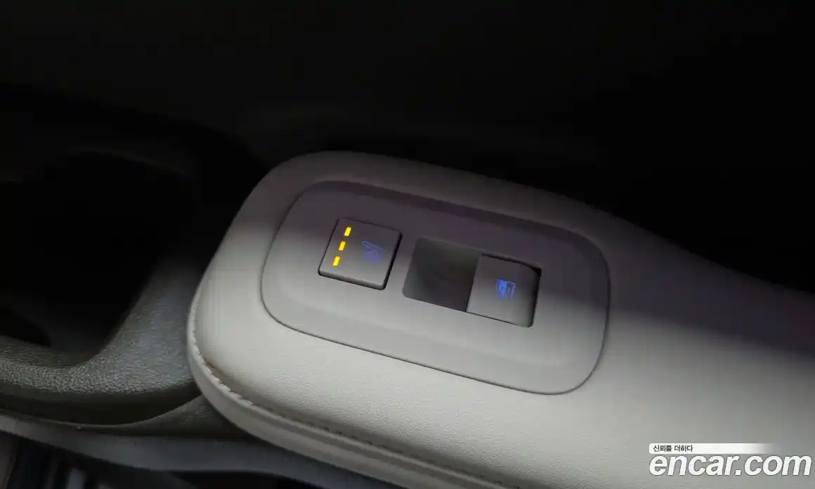 Hyundai Santa Fe 2024 2.5 Автомат в Москве № 927358, фото 19