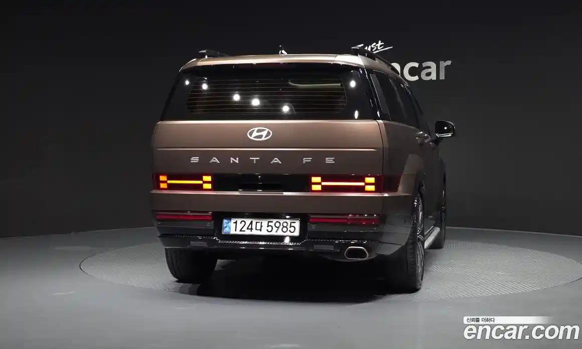 Hyundai Santa Fe 2024 2.5 Автомат в Москве № 927358, фото 4