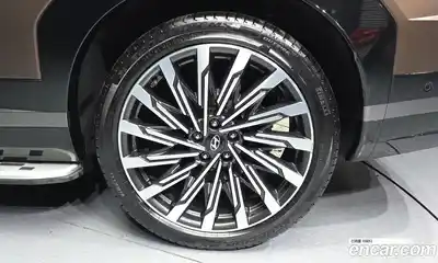 Hyundai Santa Fe 2024 2.5 Автомат в Москве № 927358, миниатюра 5