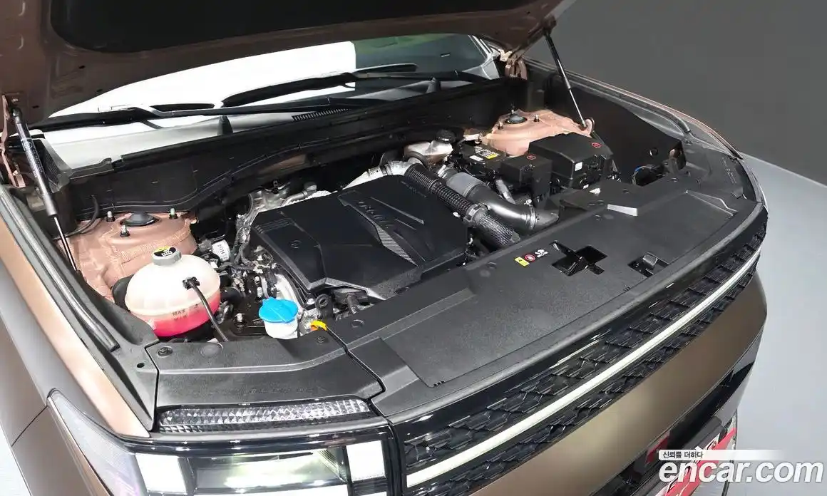 Hyundai Santa Fe 2024 2.5 Автомат в Москве № 927358, фото 6