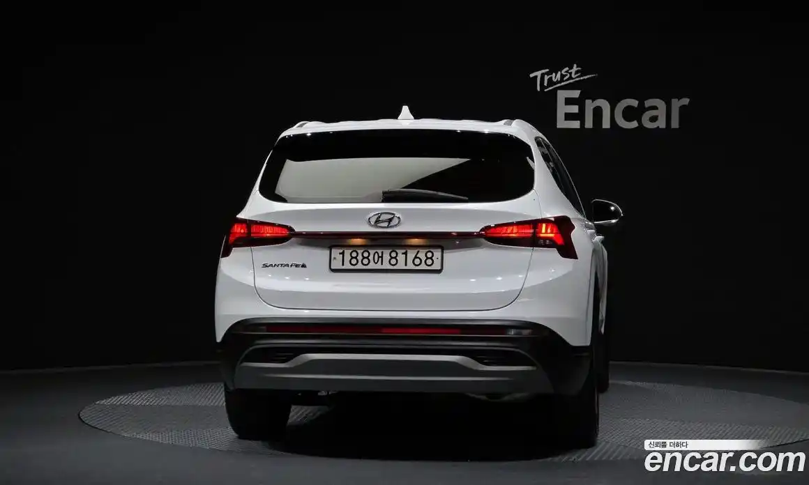 Hyundai Santa Fe 2023 2.2 Автомат в Москве № 927528, фото 4