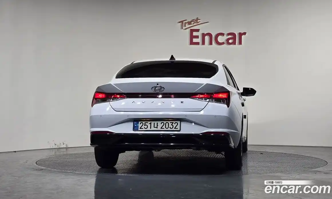 Hyundai Avante 2021 1.6 гидро в Москве, фото 3